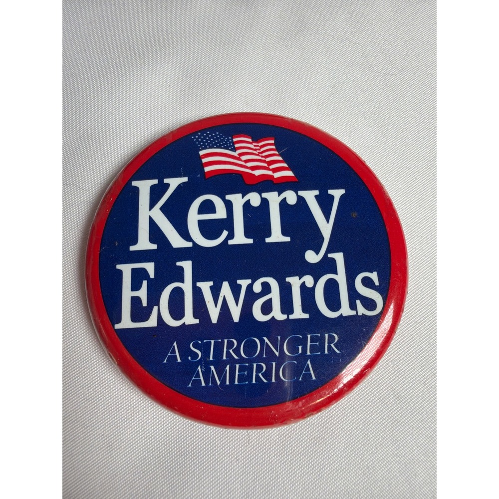 VINTAGE John Kerry Edwards Pinback Button Unisex OS Blue Good